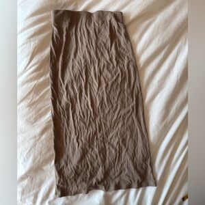 Aritzia Wilfred Janine Midi Skirt